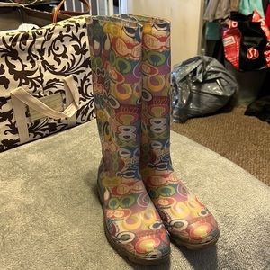 Coach Poppy Rain boots Multi-Colored size 7 Womens